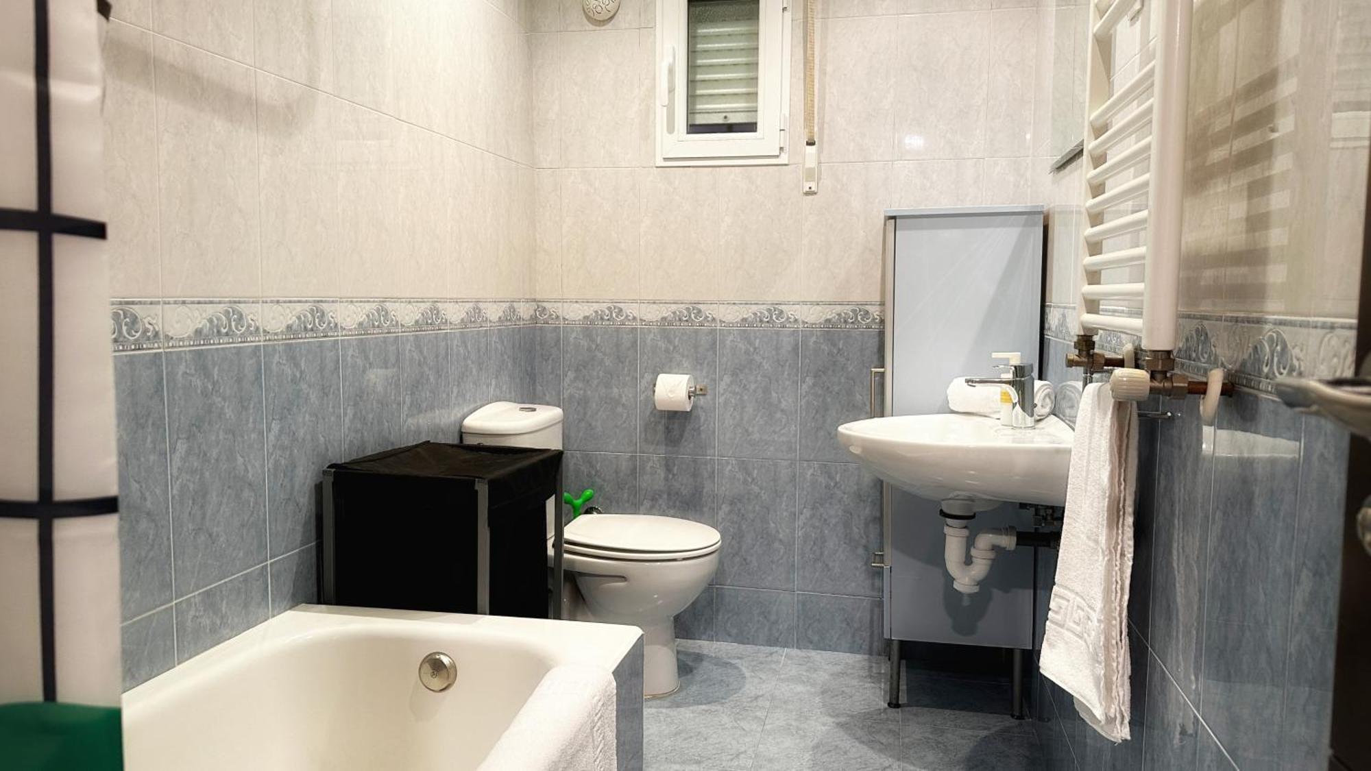 Vivienda Turistica Ciudad Jardin Con Tranquilidad Y Wifi Apartment Bilbao Luaran gambar